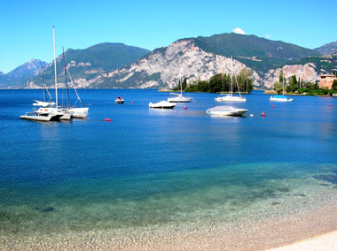 2 Giugno sul lago di Garda