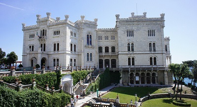 pasqua trieste miramare