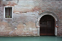 Entrata privata dal canale