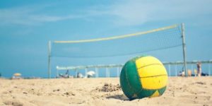 pallone volley spiaggia