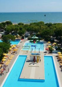 Camping village garden paradiso